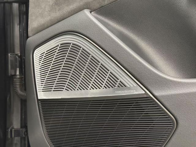 Audi RS Q8 2021 #16 Audi RS Q8 2021 car image #16