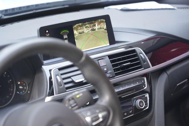 BMW 3 Series GT 2020 car image #16