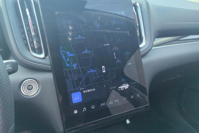 HongQi HS3 2024 car image #16