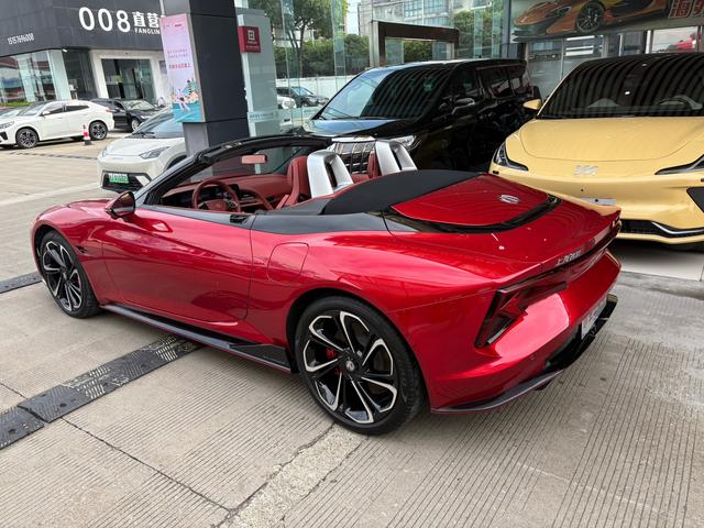 MG Cyberster car image #16