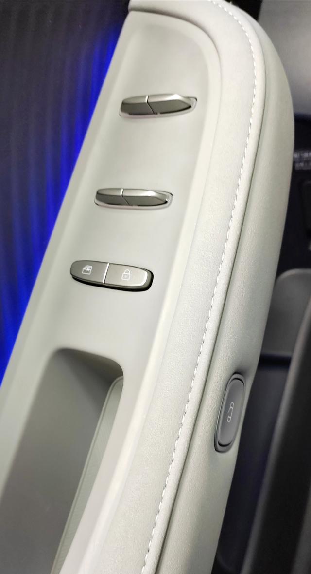 日产 日产N7 2025 汽车图片 #16