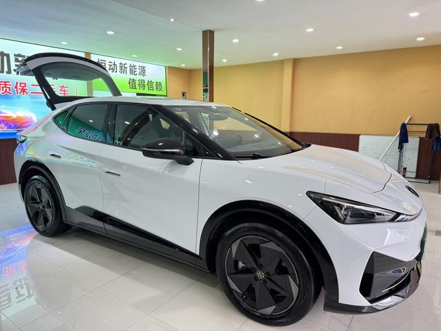 Volkswagen ID.UNYX 06 2024 image de voiture #16