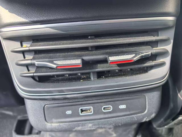 HongQi HS3 PHEV 2024 immagine di auto #16