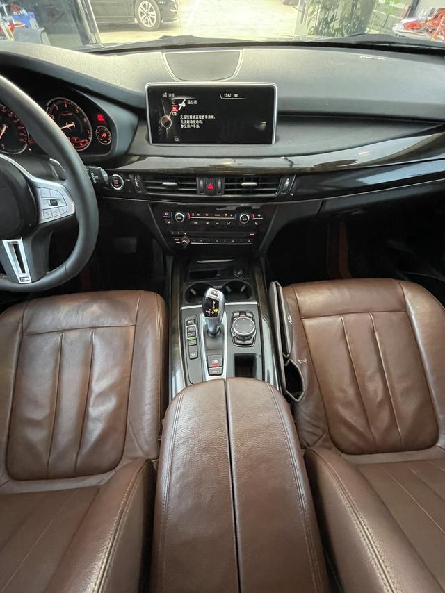 BMW M8 2016 car image #16