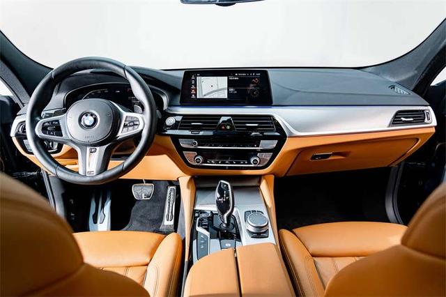 BMW 6 Series GT 2020 car image #16