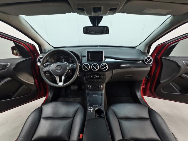 Mercedes-Benz SL Class 2013 car image #16