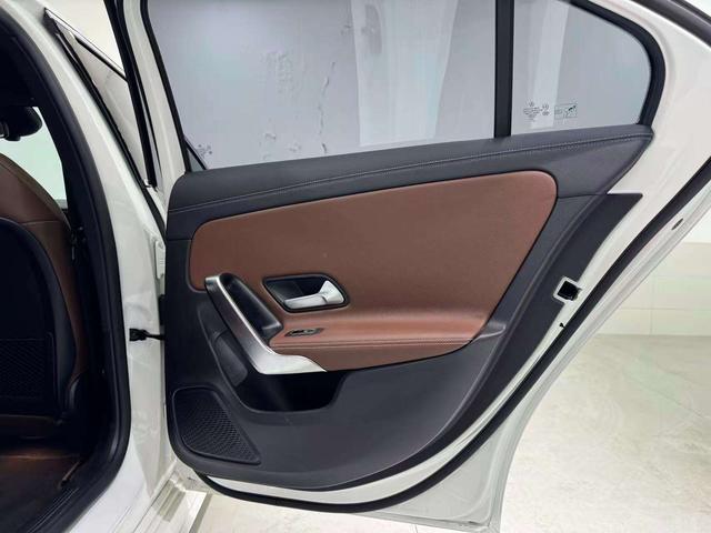 Mercedes-Benz R Class 2024 #16 Mercedes-Benz R Class 2024 car image #16