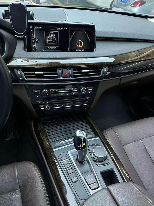 BMW X5 (Imported) 2017 imagem de carro #16