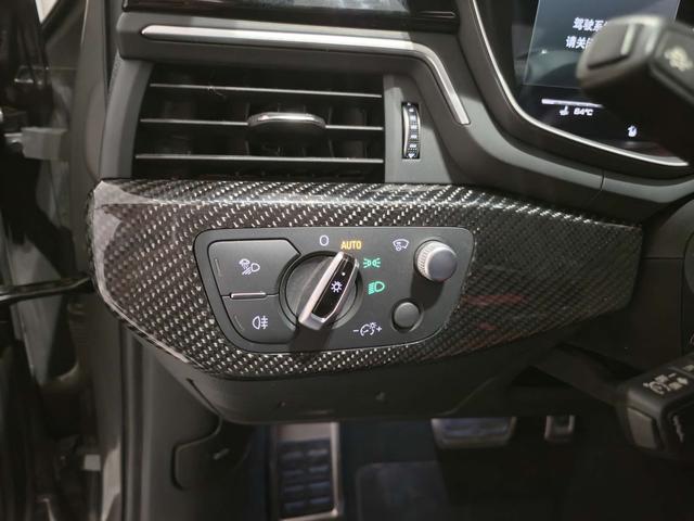 Audi S4 2023 صورة سيارة #16