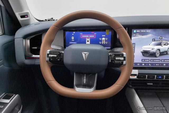 Deepal G318 2024 immagine di auto #16