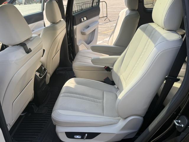 Li One 2020 imagen de coche #16