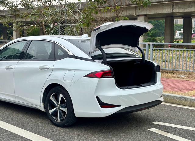 GAC iA5 2019 car image #16