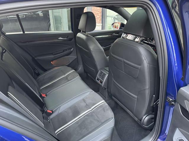 Volkswagen Golf 2021 car image #16