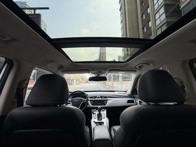 GEELY Boyue 2017 car image #16