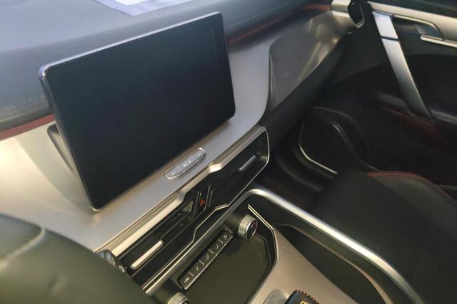 GEELY Coolray 2020 car image #16