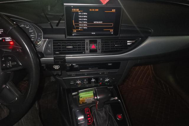 Audi A6L 2014 car image #16