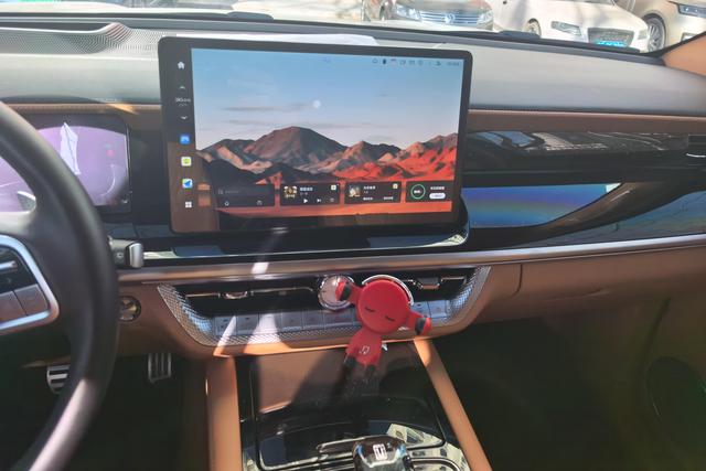 Tank 500 New Energy 2024 car image #16