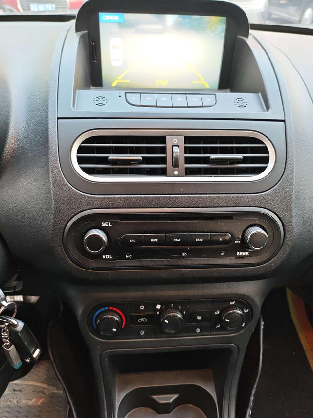 MG 3 2014 car image #16