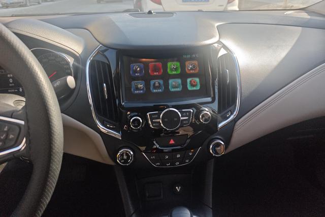 Chevrolet Cruze 2015 #16 Chevrolet Cruze 2015 immagine di auto #16