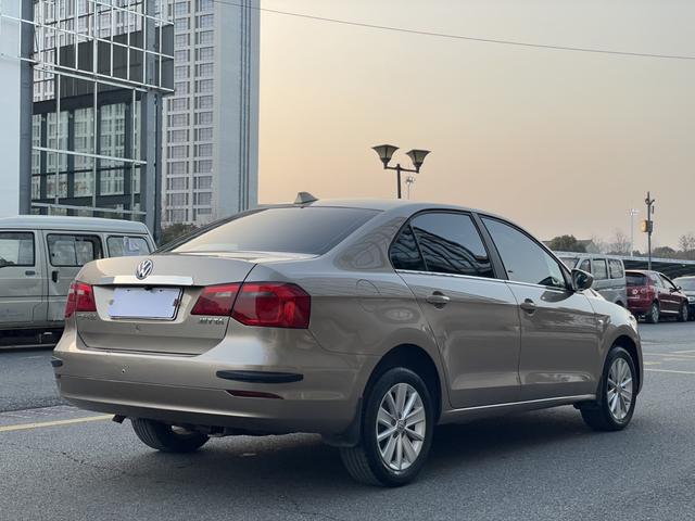 Volkswagen Jetta 2014 immagine di auto #16