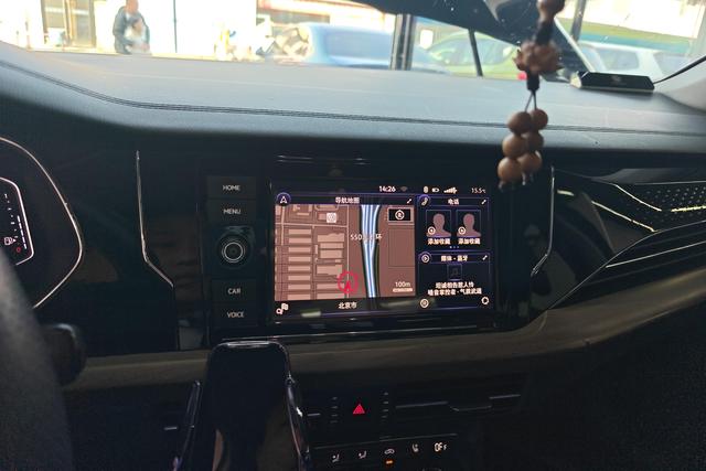 Volkswagen Passat 2019 car image #16