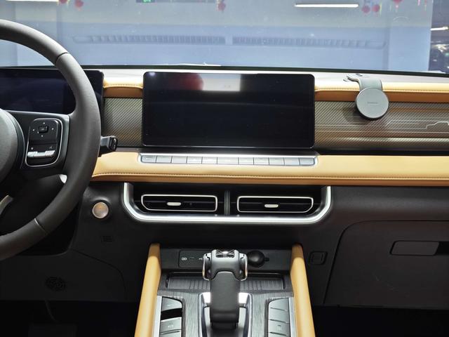 Great Wall Poer 2024 car image #16