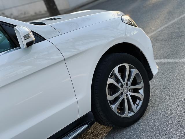 Mercedes-Benz GLE Class 2016 car image #16