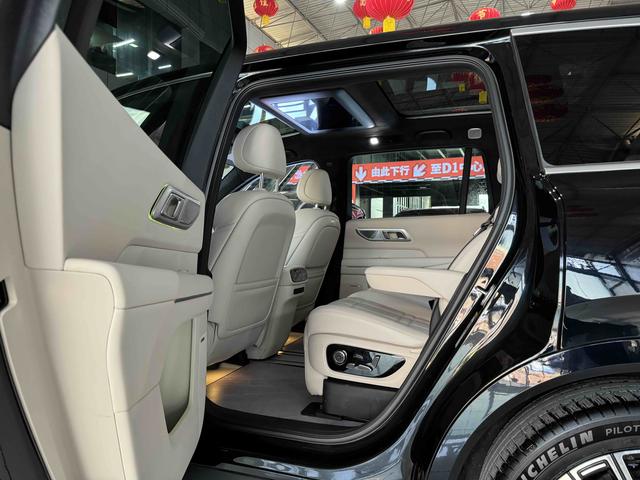 Deepal S09 2025 #16 Deepal S09 2025 car image #16