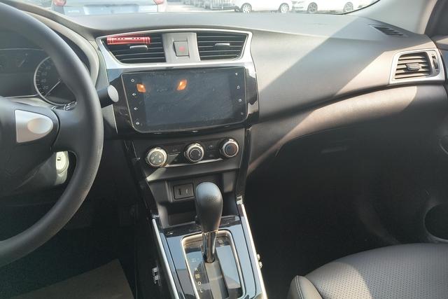 Nissan Sylphy 2019 car image #16