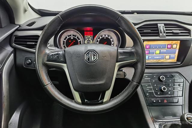 MG GS 2016 #16 MG GS 2016 car image #16