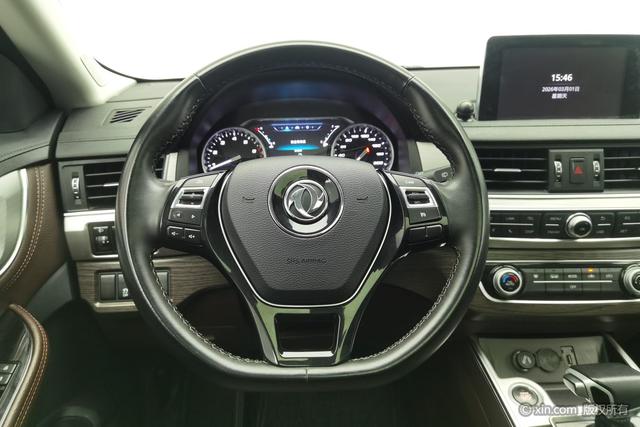 Forthing JOYEAR X5 2017 изображение автомобиля #16