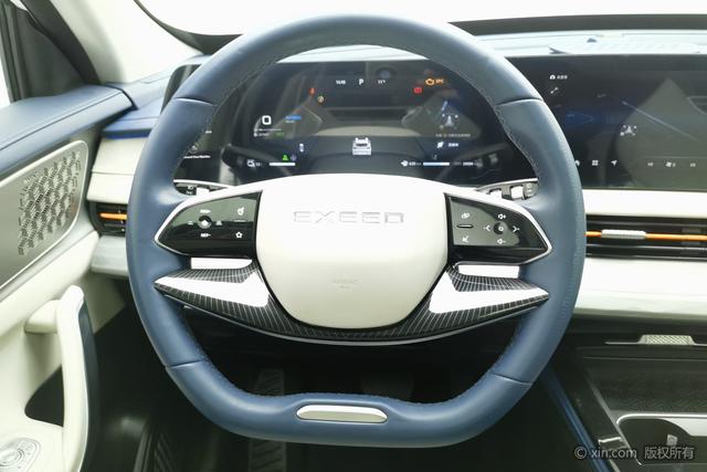 Exceed 2023 immagine di auto #16