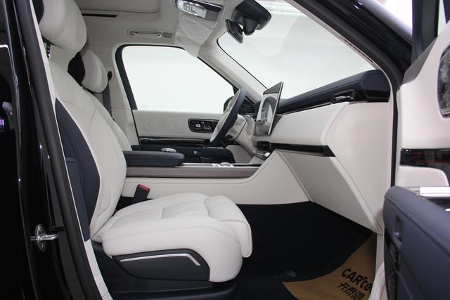 极氪 极氪9X 2026 汽车图片 #16