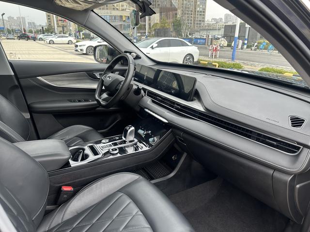 Chery Tiggo 8 Plus e+ 2022 imagem de carro #16