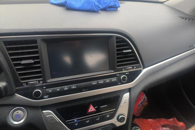 Hyundai Elantra AD 2016 immagine di auto #16