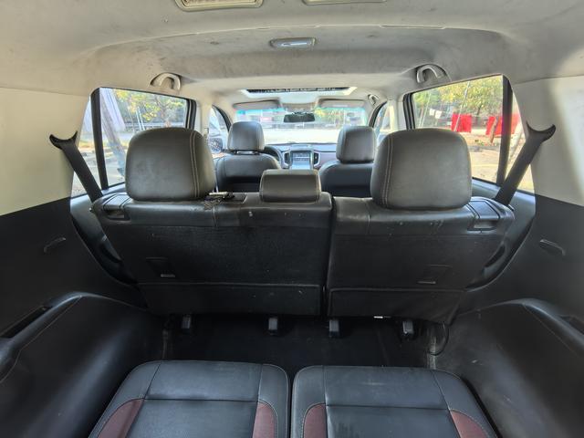 SWM X7 2017 image de voiture #16