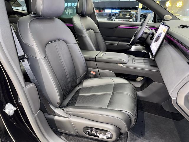 极氪 极氪7X 2024 汽车图片 #16