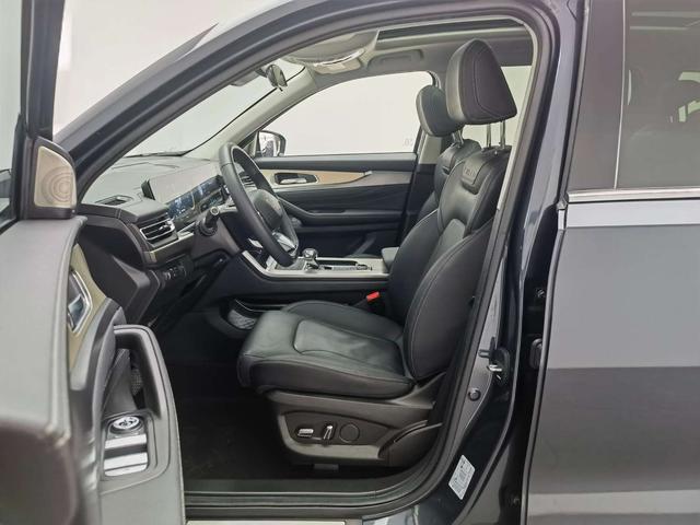 Exceed 2025 car image #16