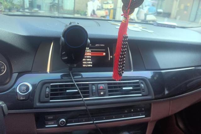 BMW 5 Series 2016 car image #16