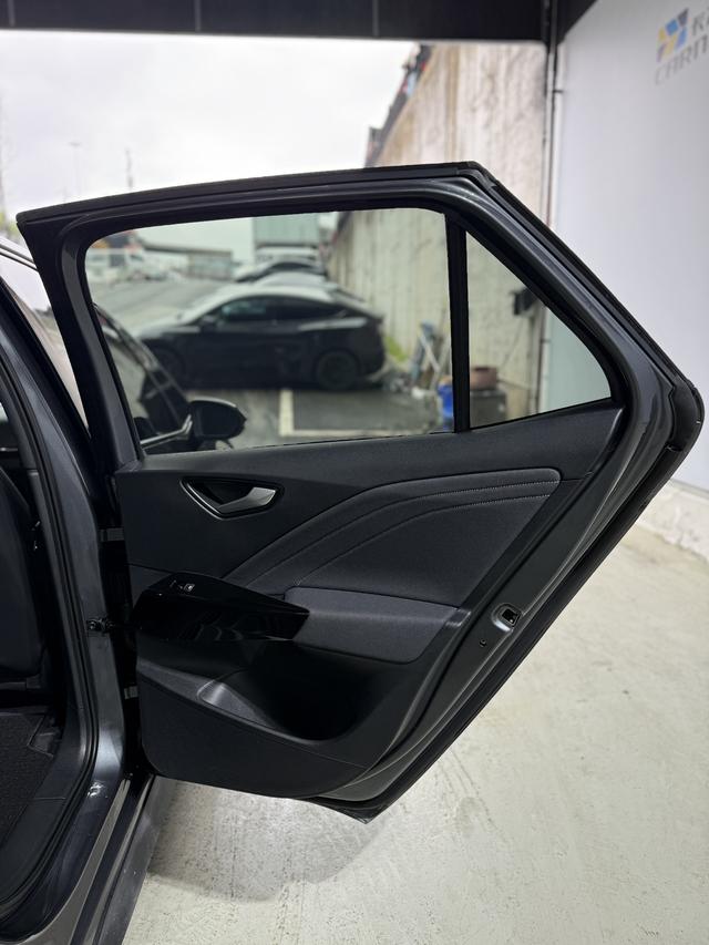 Volkswagen ID.3 2024 car image #16