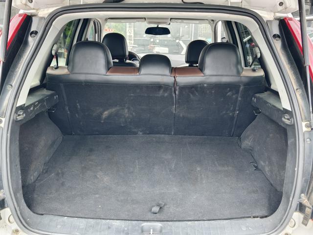 Forthing JOYEAR X5 2015 car image #16