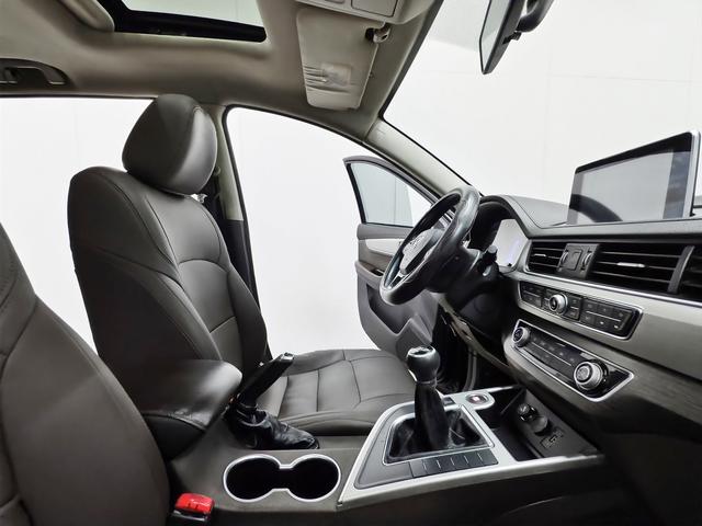 Forthing JOYEAR X5 2017 car image #16