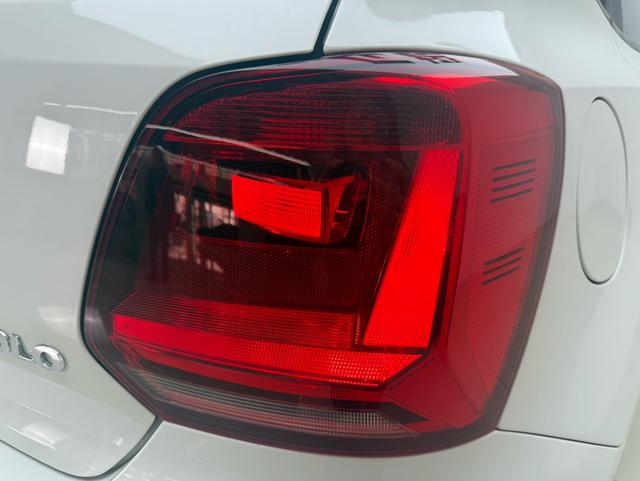 Volkswagen Polo 2017 car image #16