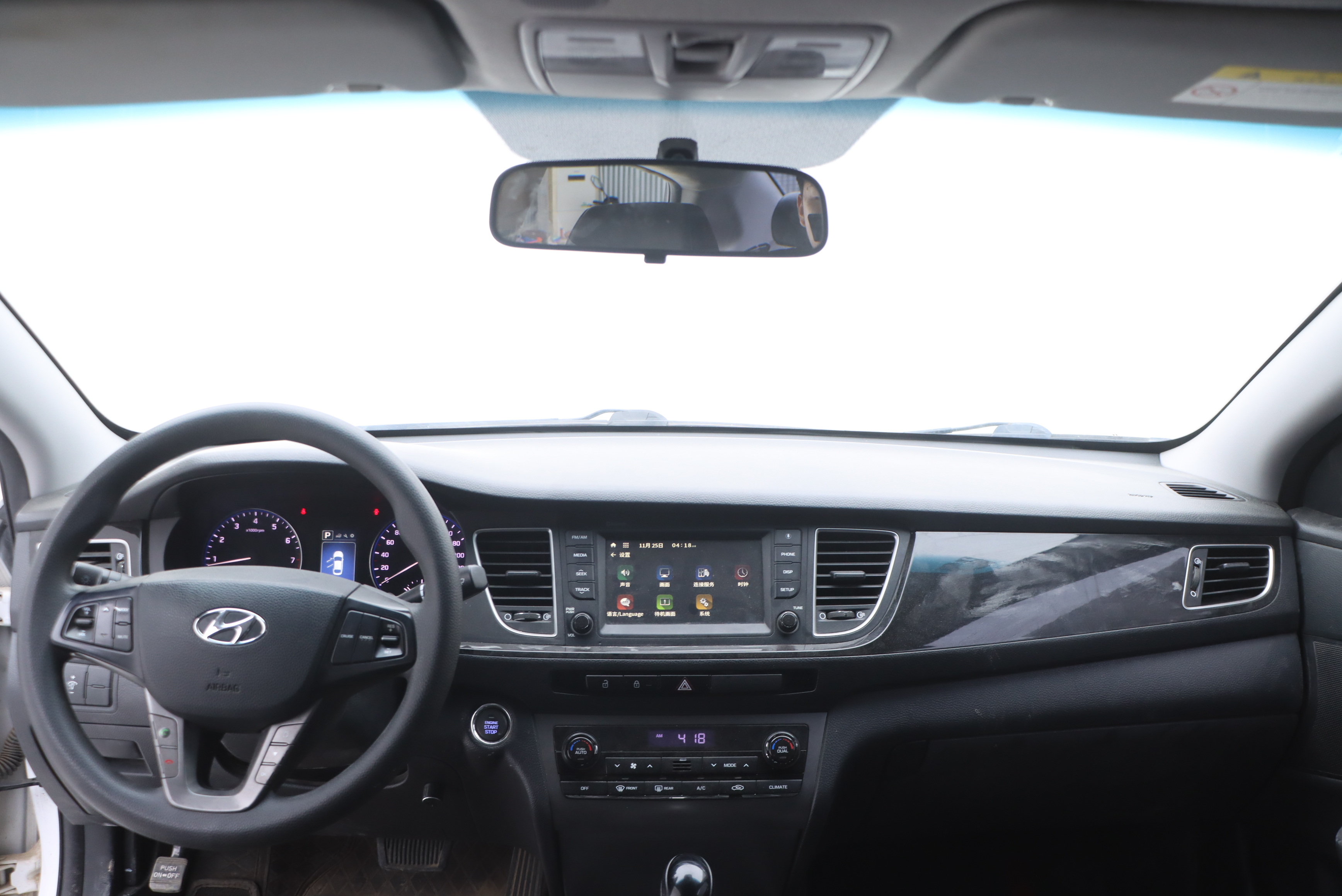 Hyundai Mistra 2017 #16 Hyundai Mistra 2017 car image #16