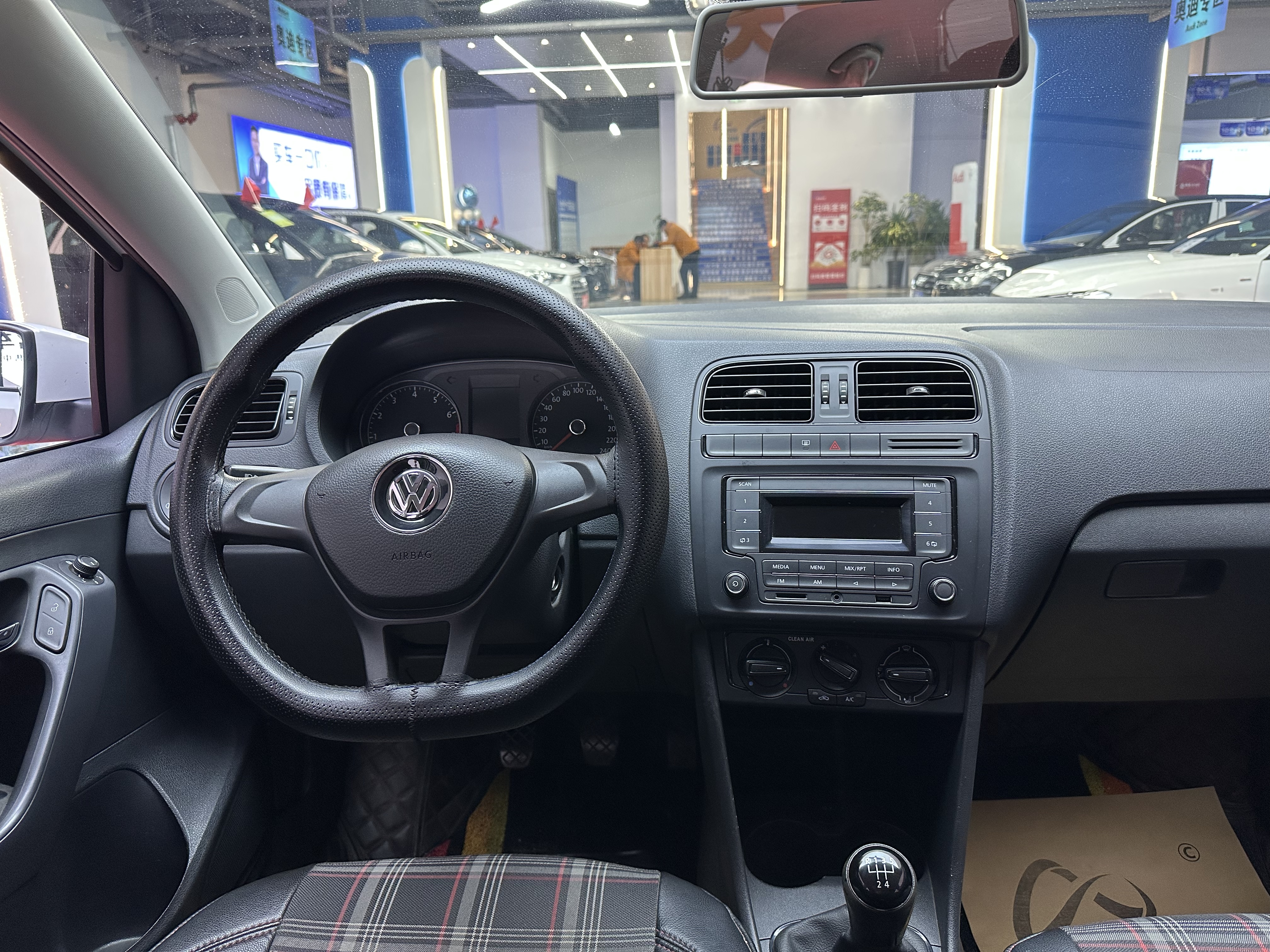 Volkswagen Polo 2017 #16 Volkswagen Polo 2017 imagem de carro #16