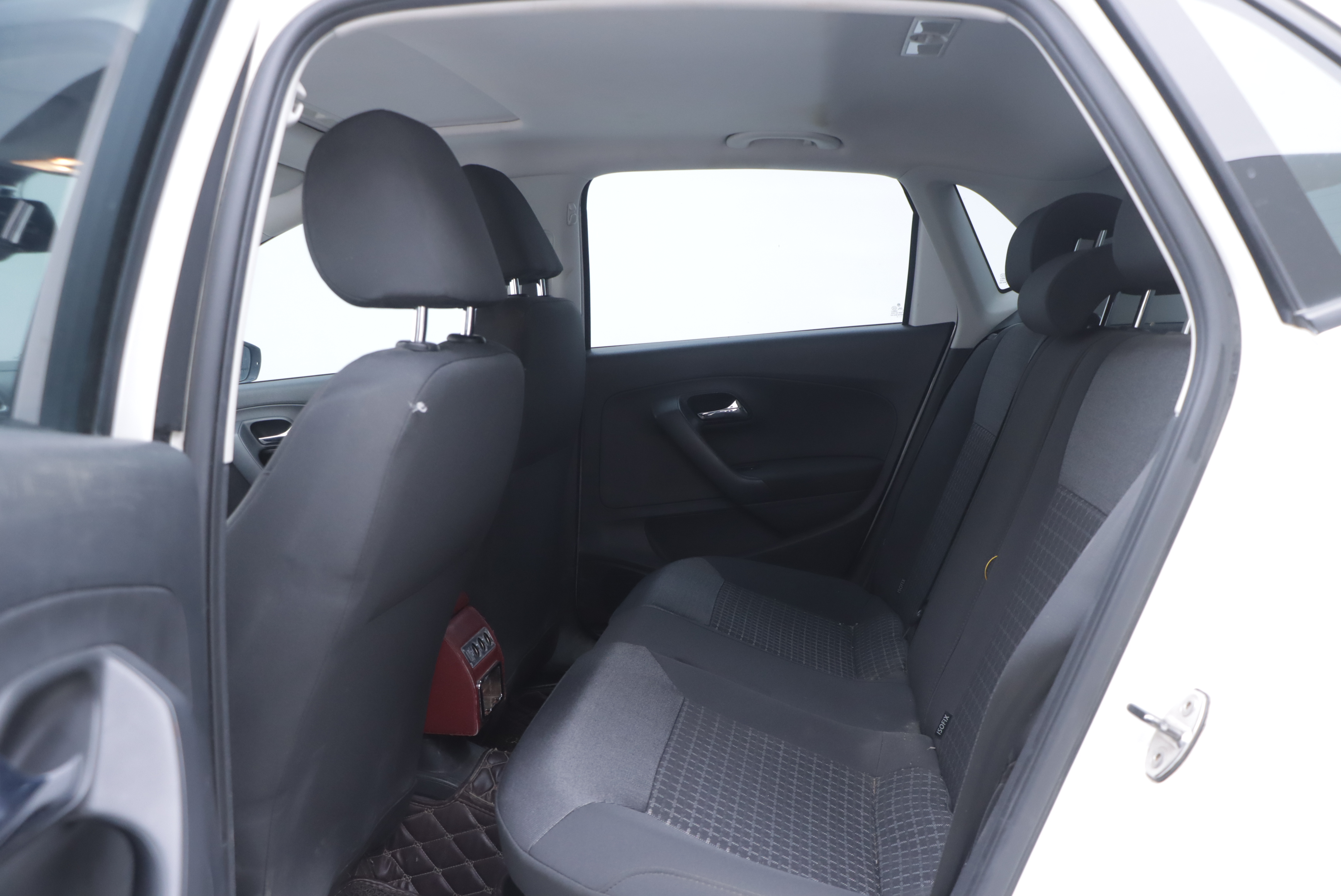 Volkswagen Polo 2016 #16 Volkswagen Polo 2016 car image #16
