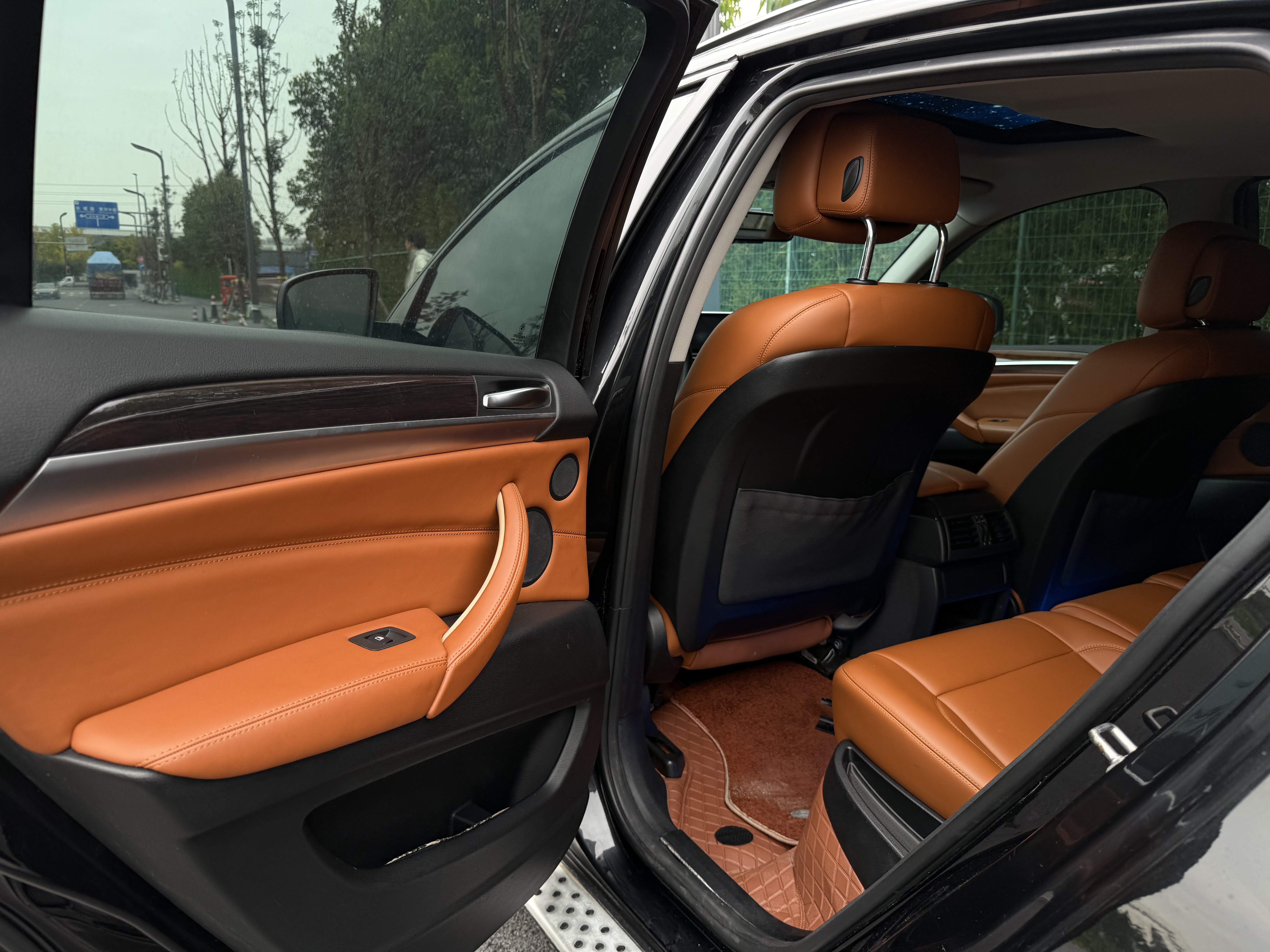 宝马 宝马X6 2011 汽车图片 #16