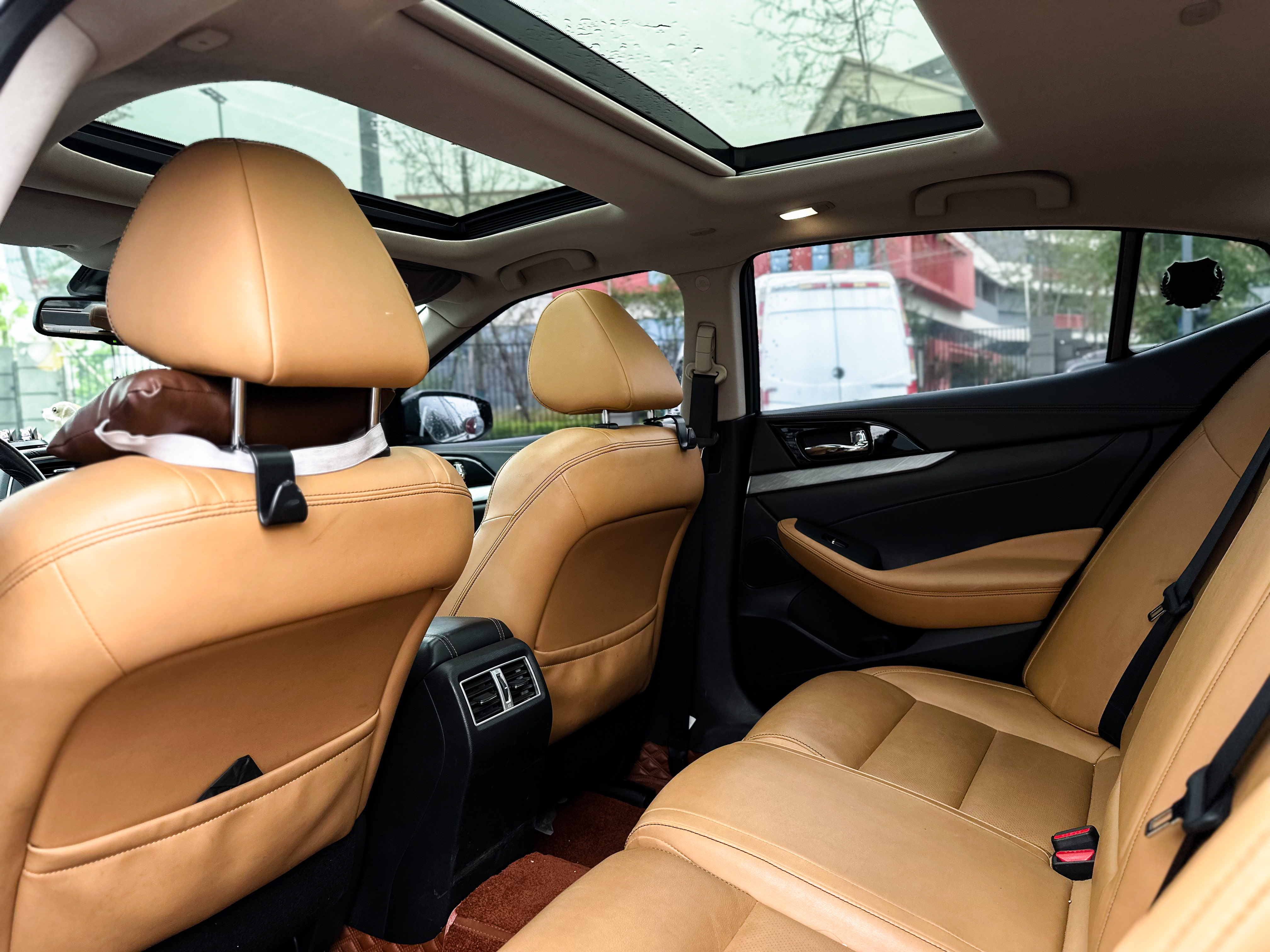 Nissan Maxima 2017 immagine di auto #16