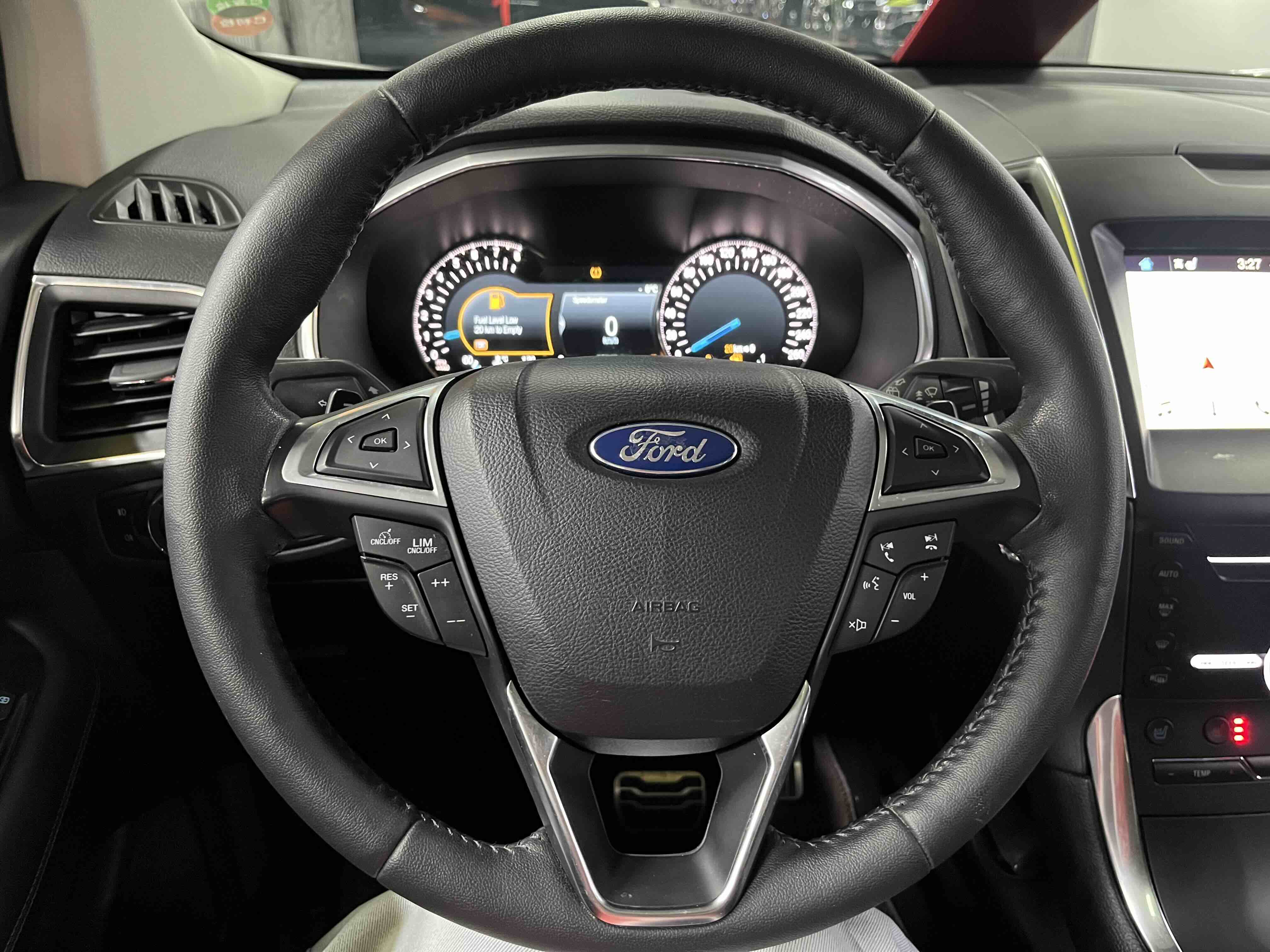 Ford Edge 2017 صورة سيارة #16