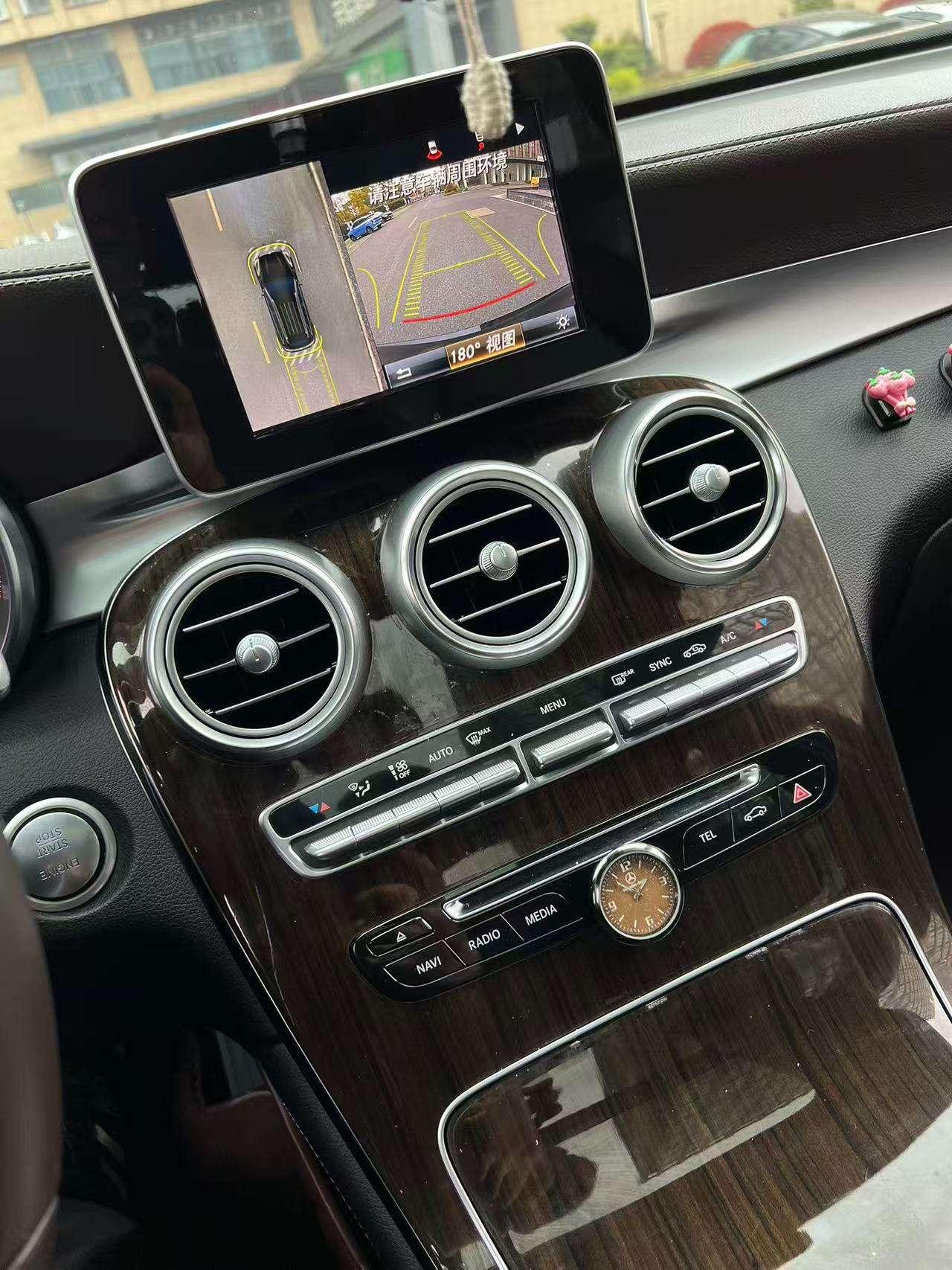 Mercedes-Benz GLC Class 2017 car image #16